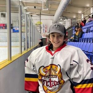 Meet your Posher, Simon